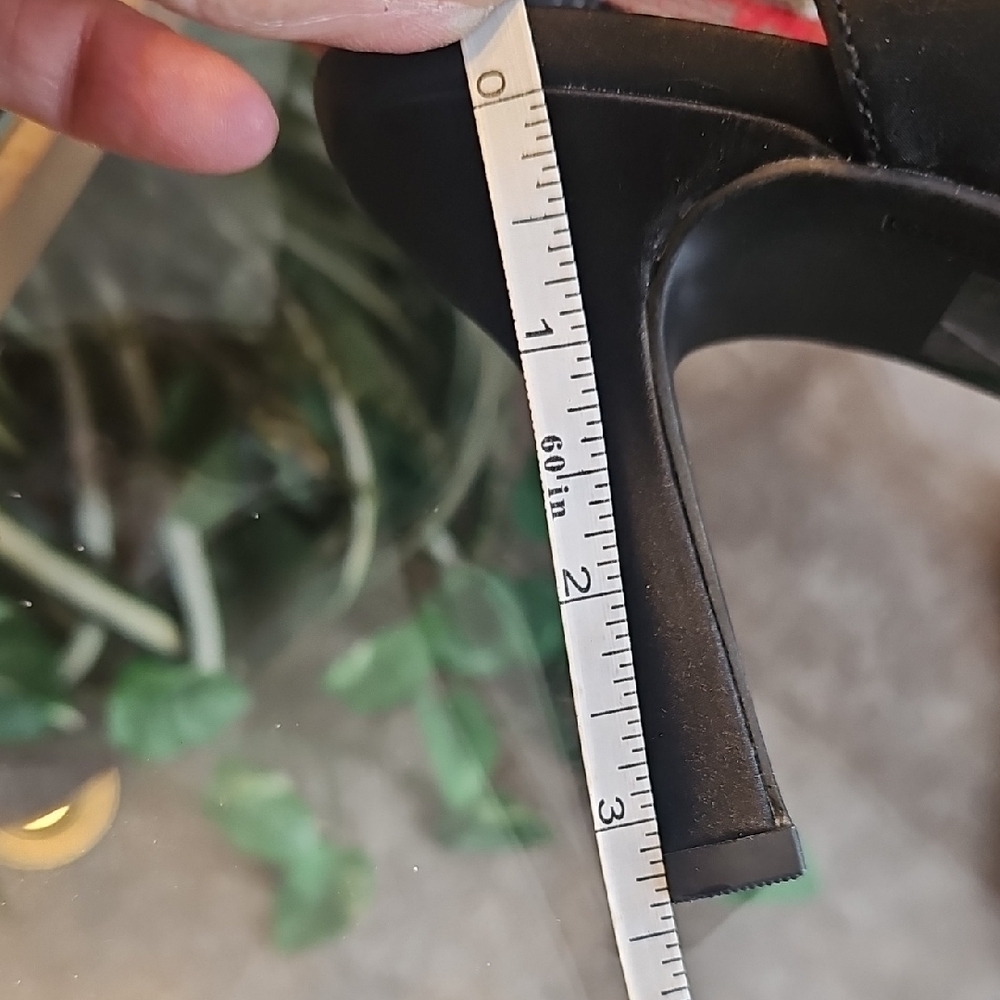 A New Day Black Heels with Rosette Detail - Picture 8 of 10